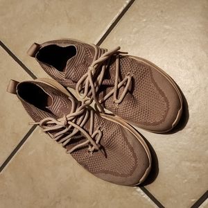 Fabletics sneakers size 9.5